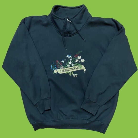 Cityscape Tops - Saskatchewan Canada Vintage Cowl Neck Sweatshirt Black Embroidered Women's M